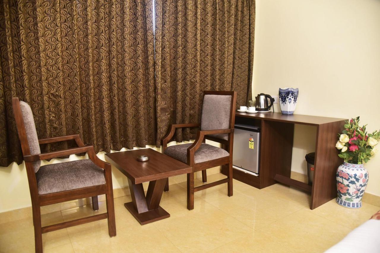 Candolim Grande Resort Esterno foto