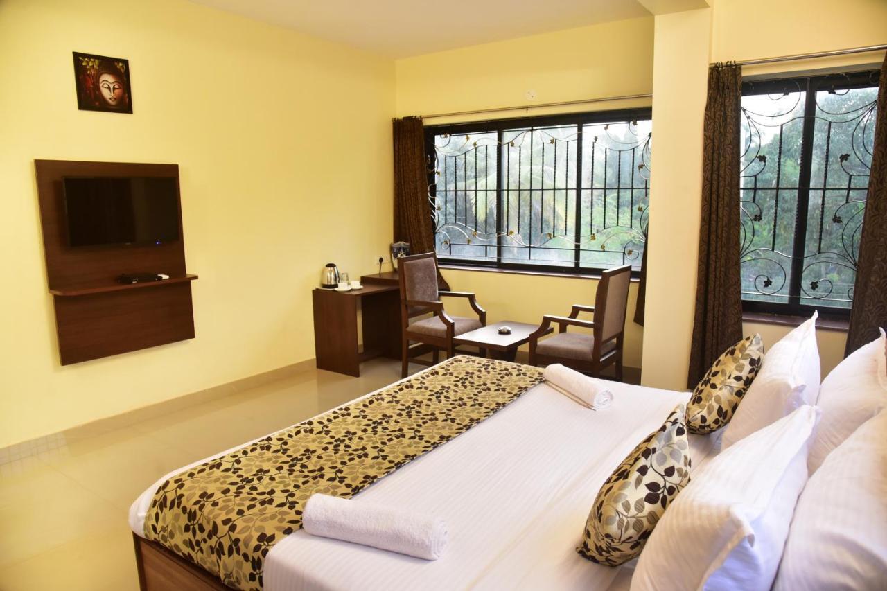 Candolim Grande Resort Esterno foto