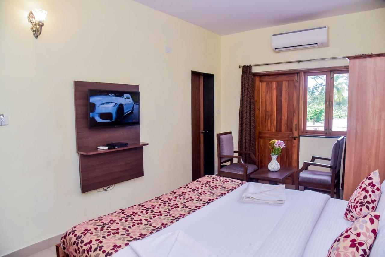 Candolim Grande Resort Esterno foto