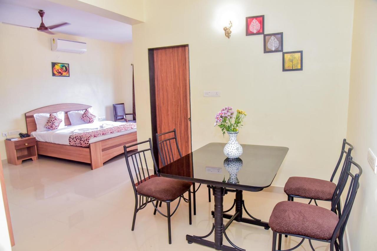 Candolim Grande Resort Esterno foto